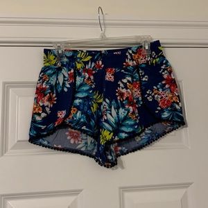 Sassy LOVE TREE shorts